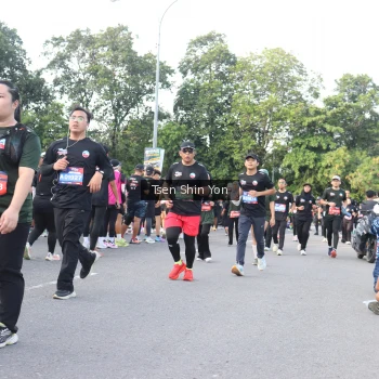 Runner Photo 3883011