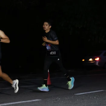 Runner Photo 3883030