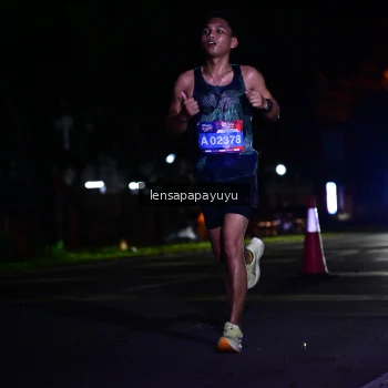 Runner Photo 3883084