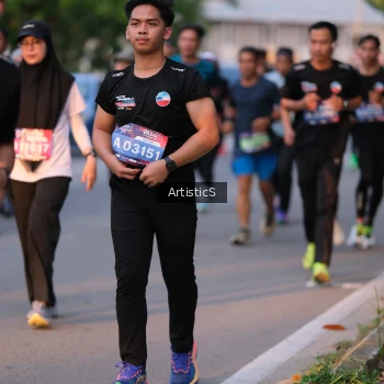 Runner Photo 3883100