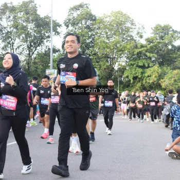 Runner Photo 3883112