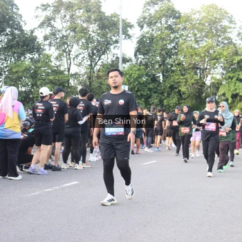 Runner Photo 3883121