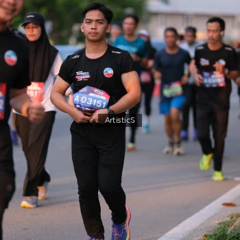 Runner Photo 3883123
