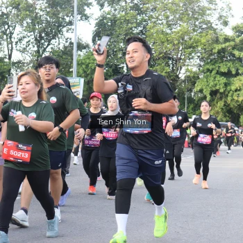 Runner Photo 3883180