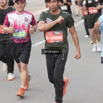 Runner Photo 3883203