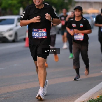 Runner Photo 3883312