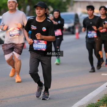 Runner Photo 3883317