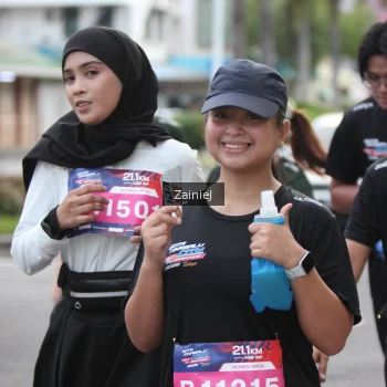 Runner Photo 3883333