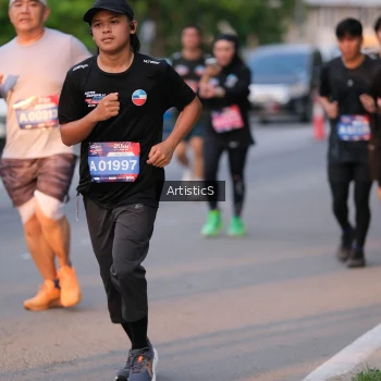 Runner Photo 3883335