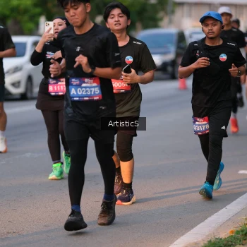 Runner Photo 3883356