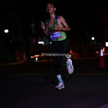 Runner Photo 3883379