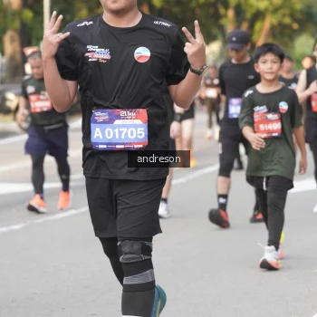 Runner Photo 3883387