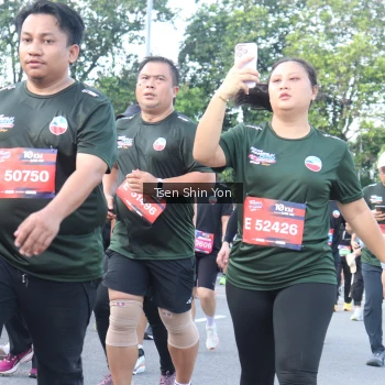 Runner Photo 3883390