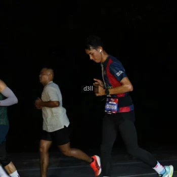 Runner Photo 3883415
