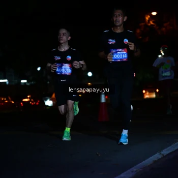 Runner Photo 3883449