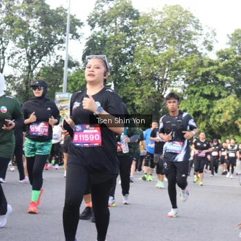 Runner Photo 3883475