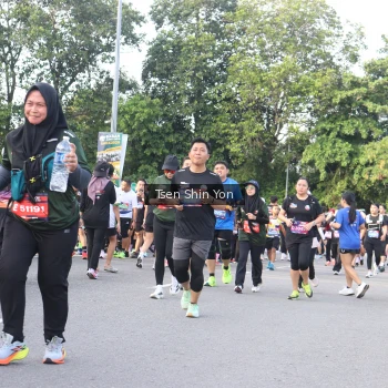 Runner Photo 3883513