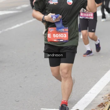 Runner Photo 3883524