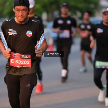 Runner Photo 3883526