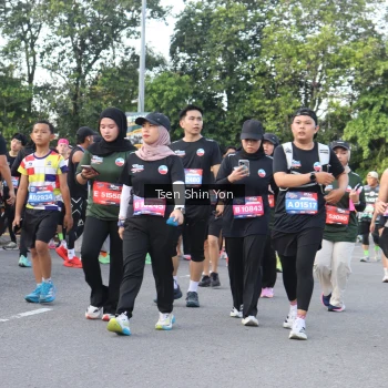 Runner Photo 3883555