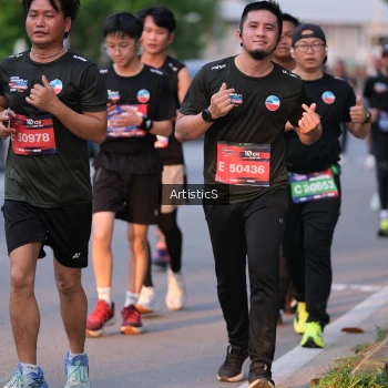 Runner Photo 3883574