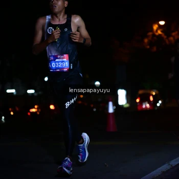 Runner Photo 3883578