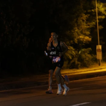 Runner Photo 3883587