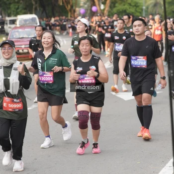 Runner Photo 3883593
