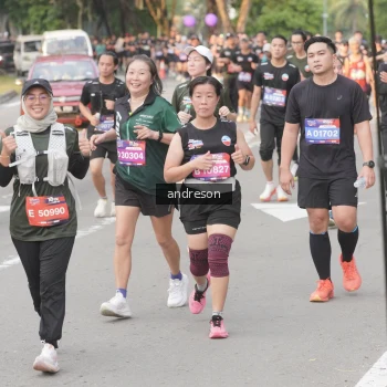 Runner Photo 3883597
