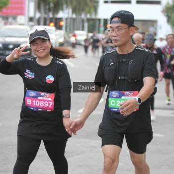 Runner Photo 3883599