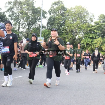 Runner Photo 3883615
