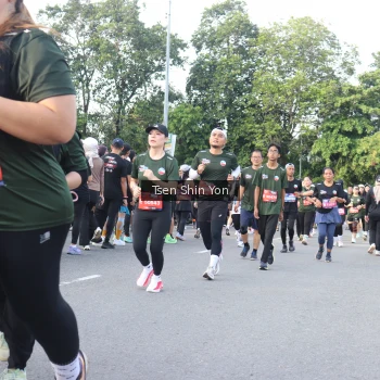 Runner Photo 3883626