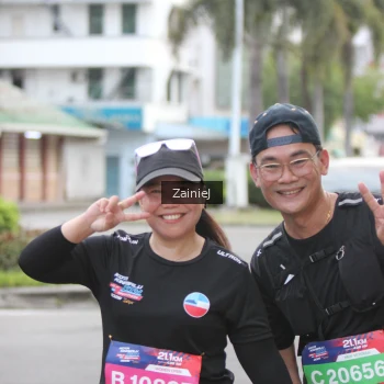 Runner Photo 3883642