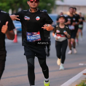 Runner Photo 3883646