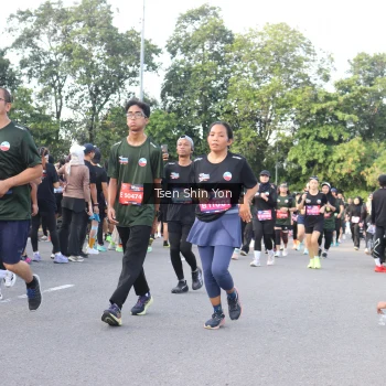 Runner Photo 3883660