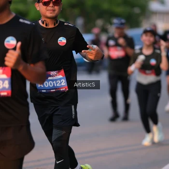 Runner Photo 3883676