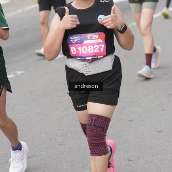 Runner Photo 3883678