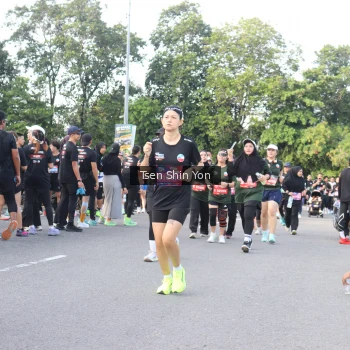 Runner Photo 3883680
