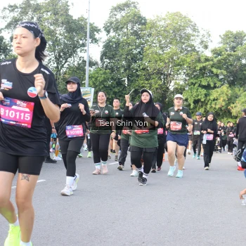 Runner Photo 3883690