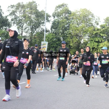 Runner Photo 3883728