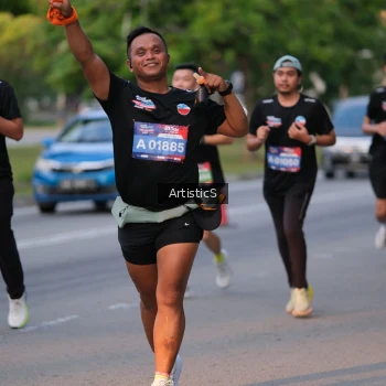 Runner Photo 3883729