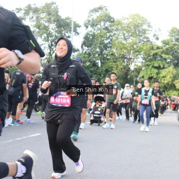 Runner Photo 3883746