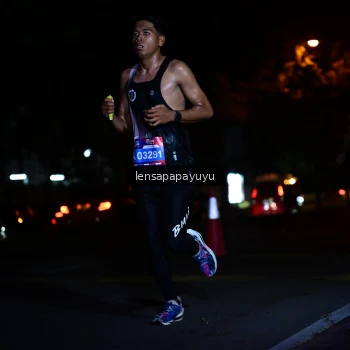 Runner Photo 3883777