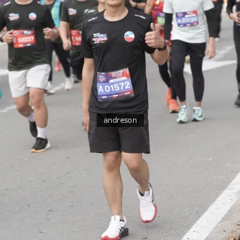 Runner Photo 3883783