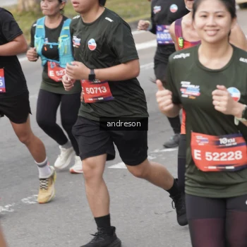 Runner Photo 3883806