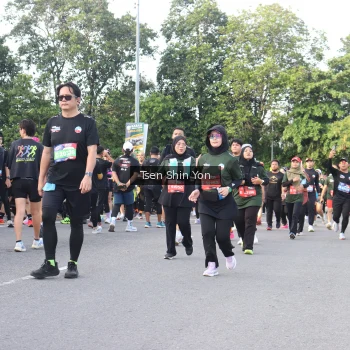 Runner Photo 3883812