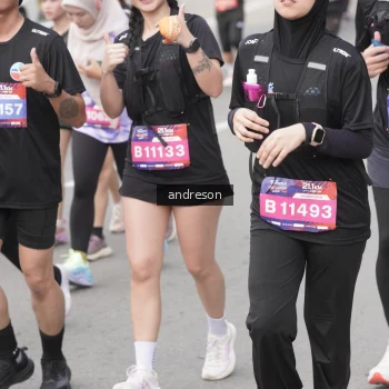 Runner Photo 3883818
