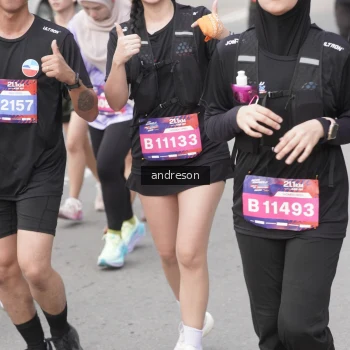 Runner Photo 3883825