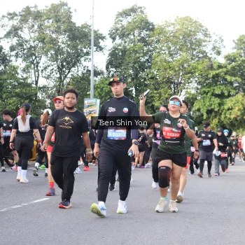 Runner Photo 3883865