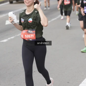 Runner Photo 3883868